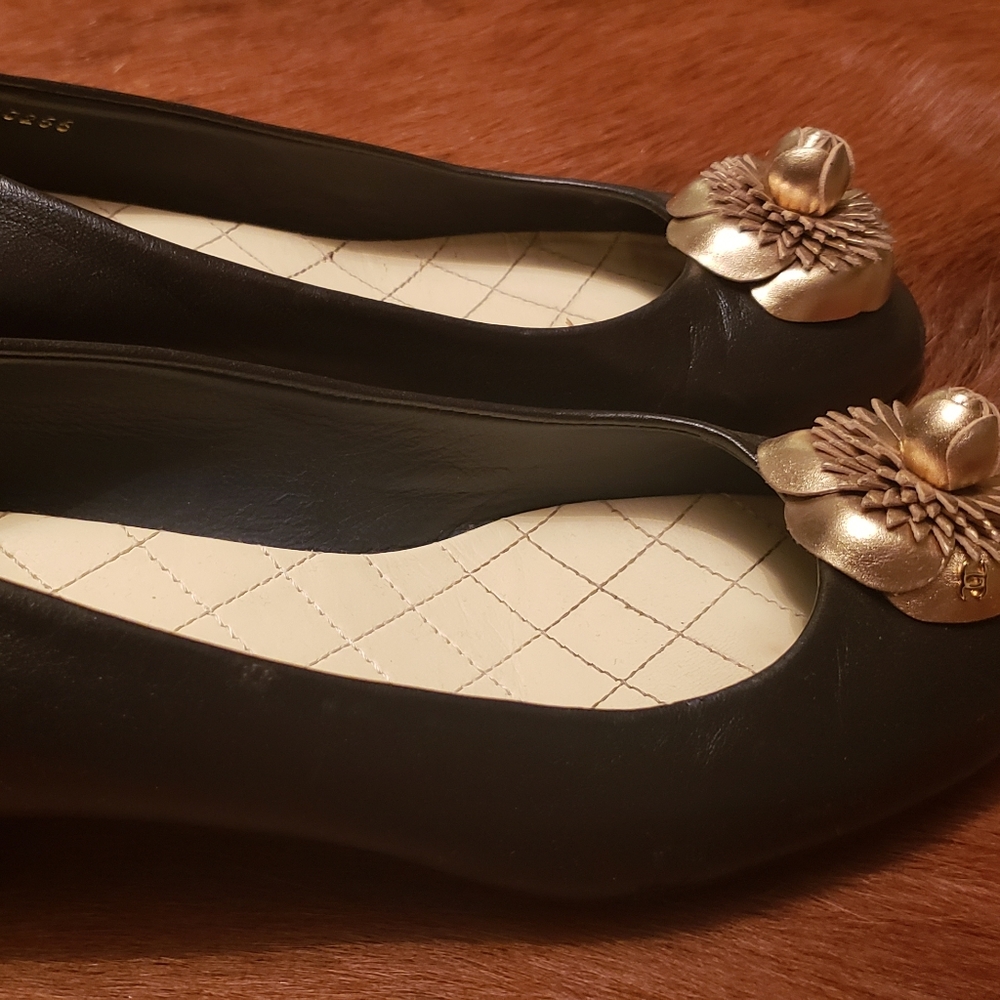Excellent bnd new Chanel flat,soft leather,size 37